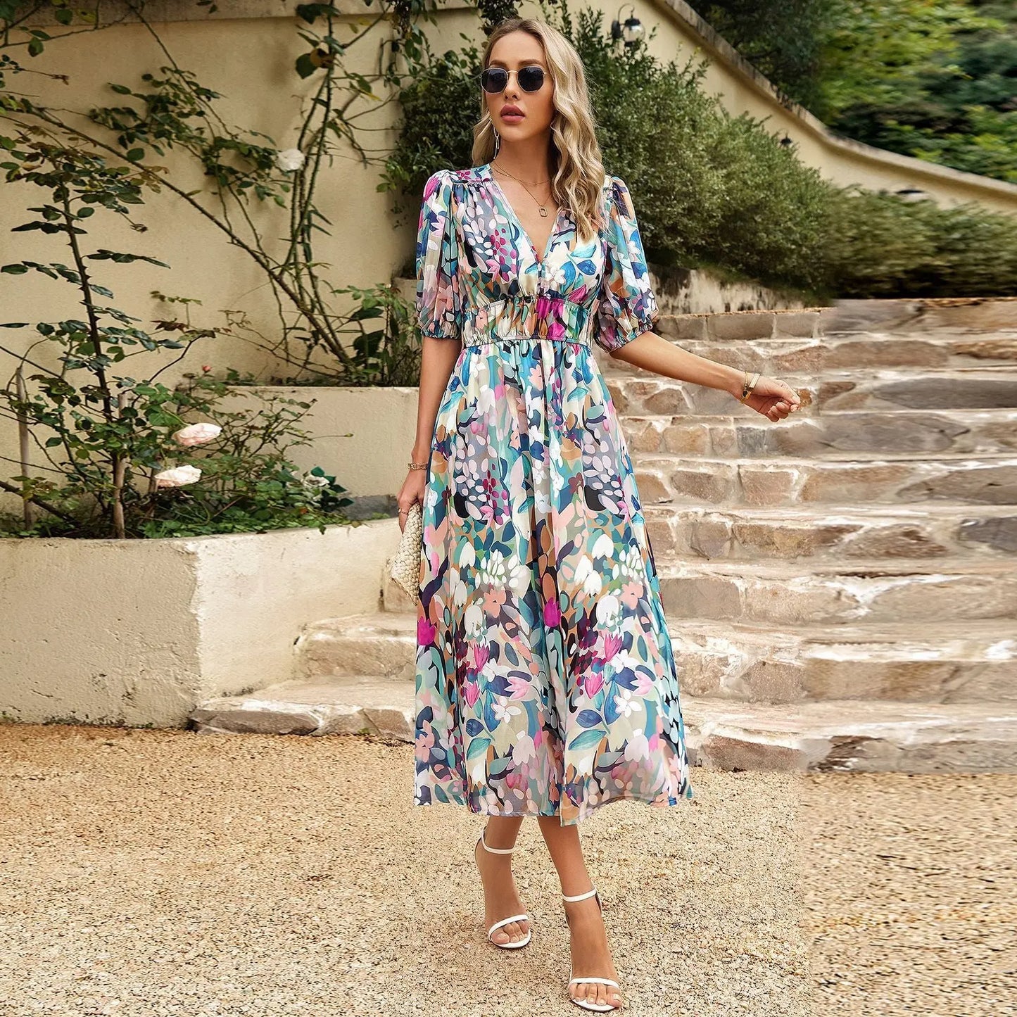 Summer Temperament Waist-controlled V-neck Print Dress trendy-digistore-us