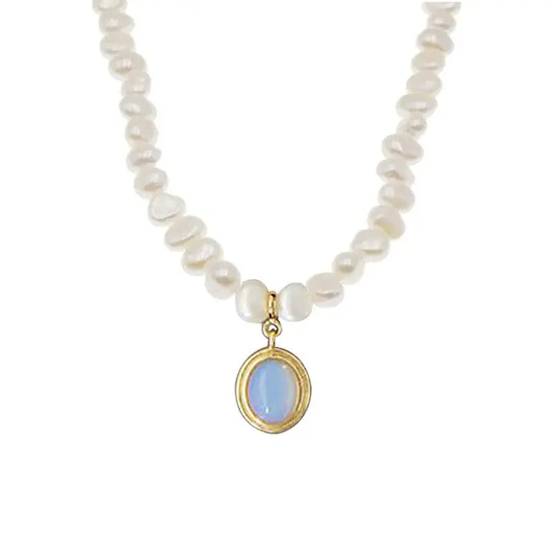 Trendy Round Medal Pearl Necklace Irregular Pearl