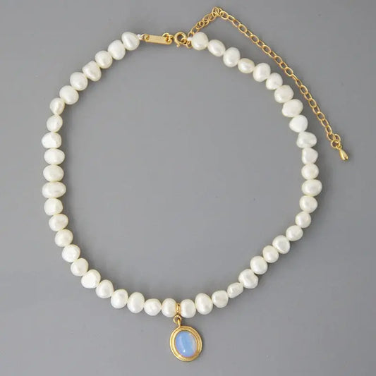 Trendy Round Medal Pearl Necklace Irregular Pearl